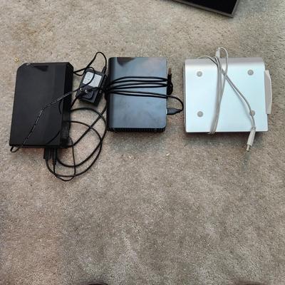 3 Hard Drives Seagate Backup Plus Hub 8TB , Seagate Free Agent 15TB ,Western Digital 4TB WD Elements External Hard Drive