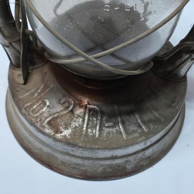 Kerosene Lanterns - Dietz USA New York No 2 - damaged bent top Made in China Blue with glass globes