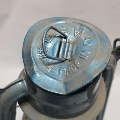 Kerosene Lanterns - Dietz USA New York No 2 - damaged bent top Made in China Blue with glass globes