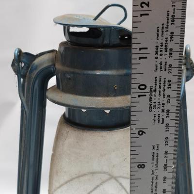 Kerosene Lanterns - Dietz USA New York No 2 - damaged bent top Made in China Blue with glass globes