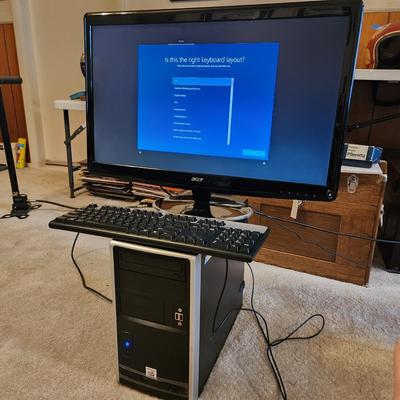 Computer tower Windows Pro 10, Acer LCD Monitor H274hl, Keyboard & mouse