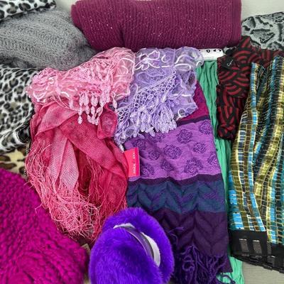 Large Scarf Lot 1