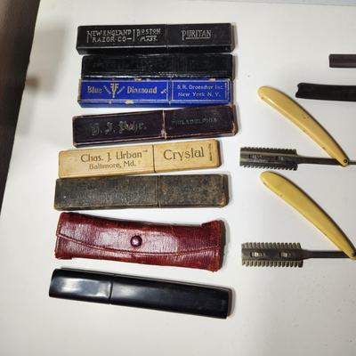 Lot of Vintage Straight Razors & Kriss Kross Stropper , Kobar Copper King Blue Steel, George Wostenholm,Eisemann's ,