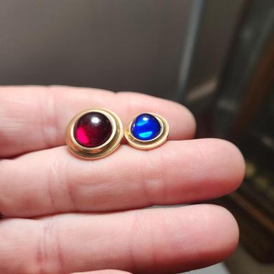 Jewelry Lot Mens & Womens Belt Buckles, Cufflinks, Awards Pins ,Money Clip, Earings, Pins .