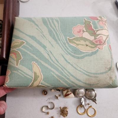 Jewelry Lot Mens & Womens Belt Buckles, Cufflinks, Awards Pins ,Money Clip, Earings, Pins .