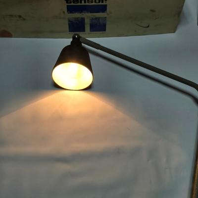 Vintage Working Lights - GE LOTT-A-LITE Movie lighting & Rare Tenson model 5975 Vintage swing arm miniature lamp