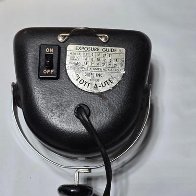 Vintage Working Lights - GE LOTT-A-LITE Movie lighting & Rare Tenson model 5975 Vintage swing arm miniature lamp