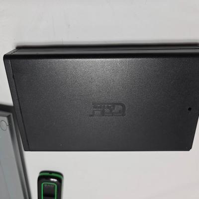 Computer accessories - Rockingfish Cooling stand - Canon scanner - Cricket wifi - and a pair of Juster speakers