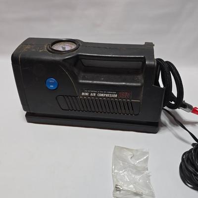 Working Automotive - cigarette lighter outlet - Spot light and mini air compressor with ball needle