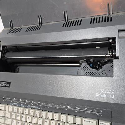 Electric easy carry Smith Corona typewriter DeVille 110 with Spell Right 1 Dictionary