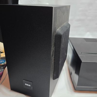 RCA Home theater system RT2781BE Surround sound speakers with original manual and remote control