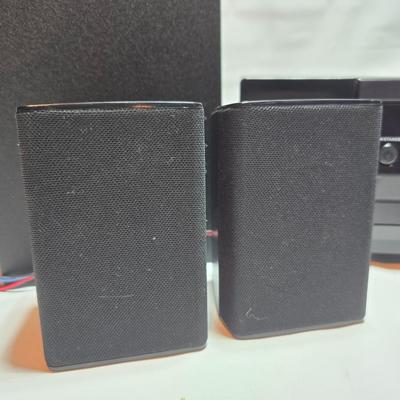 RCA Home theater system RT2781BE Surround sound speakers with original manual and remote control