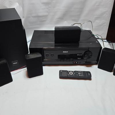 RCA Home theater system RT2781BE Surround sound speakers with original manual and remote control
