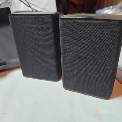 RCA Home theater system RT2781BE Surround sound speakers with original manual and remote control