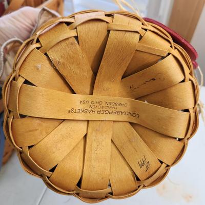 Lot of 4 Longaberger Baskets Woven Memories 2000, Chicken Lid, Ice Bucket ,