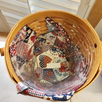 Lot of 4 Longaberger Baskets Woven Memories 2000, Chicken Lid, Ice Bucket ,