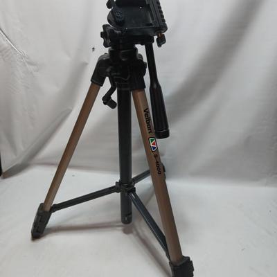 Petri 35MM FTE Camera With several Petri Lenses and nice leather Case and a tri[od