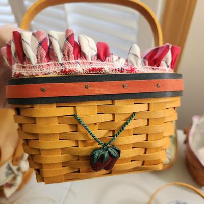 Lot of 6 Longaberger Baskets