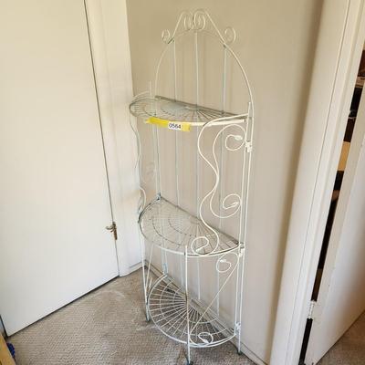 White Metal Plant Stand Etagere