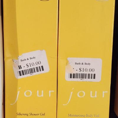 Sale Photo Thumbnail #66: New Unused Estée Lauder Lucidity Translucent Loose Powder Mary-Kay Moisturizers & Victoria Secret Perfume.

Will receive all items pictured as is
