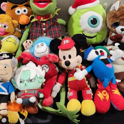 Sale Photo Thumbnail #148: Huge Stuffed Animal Plushie lot Mr. Potato Head Mickey Shrek & Many more

Will receive all items pictured as is