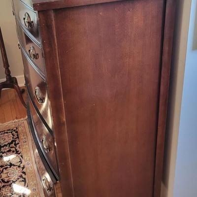 LOT 30: Vintage 4-Drawer Dixie Mahogany Bowfront Highboy Dresser