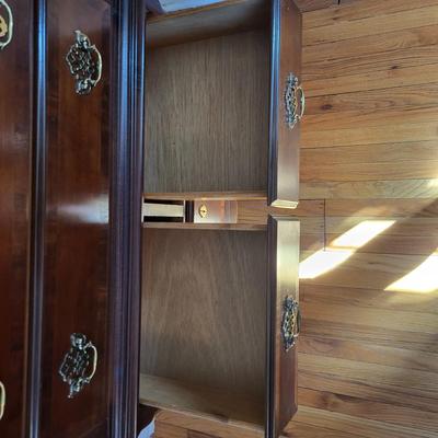 LOT 31: Vintage 9-Drawer Chippendale Style High Chest Dresser