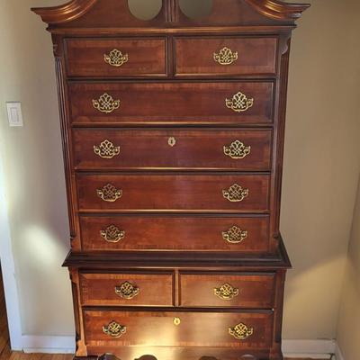 LOT 31: Vintage 9-Drawer Chippendale Style High Chest Dresser