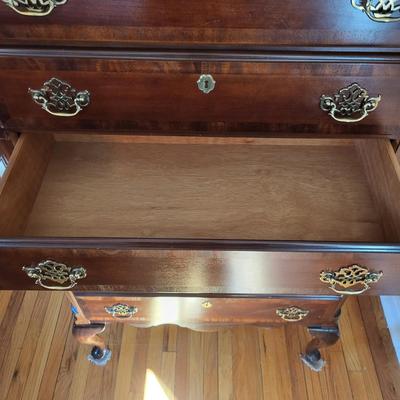 LOT 31: Vintage 9-Drawer Chippendale Style High Chest Dresser