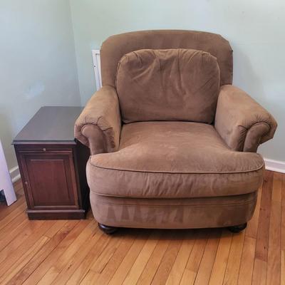 Sale Photo Thumbnail #589