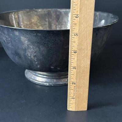 LOT 87: Onieda Tea/Coffee Pots, Sugar & Creamer along with an Unmarked Silver Tone Bowl
