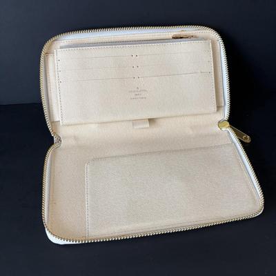 LOT 89: Louie Vuitton Damier Azur Zippy Organizer Long Wallet