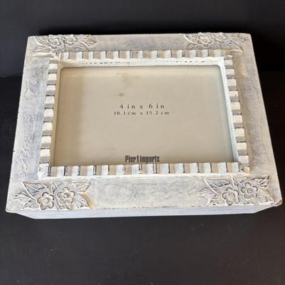 LOT 95: Set of 4 Pastel Drawings by J. Woodfull of Sites of Ireland (6"x4"), 24k Electro Plated 1986 Gerity Products Clover Pen...