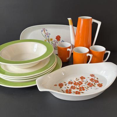 LOT 100: MCM Teapot (missing top), Teacups, Made in USA Green Rim Plates, Saltera Winter Dogwood Plate & More