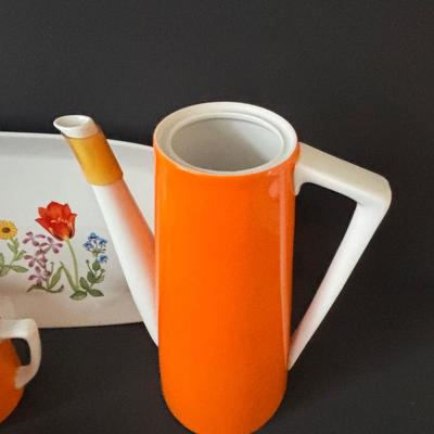 LOT 100: MCM Teapot (missing top), Teacups, Made in USA Green Rim Plates, Saltera Winter Dogwood Plate & More