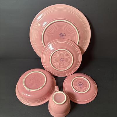 LOT 104: Collection Green Pink Yellow Orange of Fiesta Ware: 20pcs