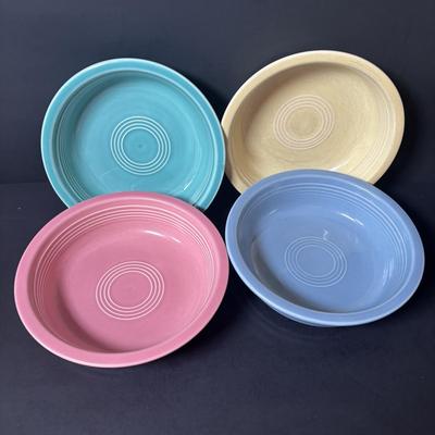 LOT 106: Collection Blue Yellow Pink Green Orange of Fiesta Ware: 22pcs