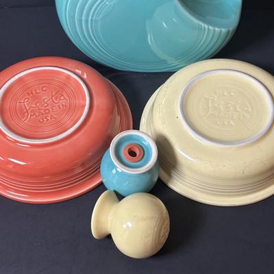 LOT 106: Collection Blue Yellow Pink Green Orange of Fiesta Ware: 22pcs