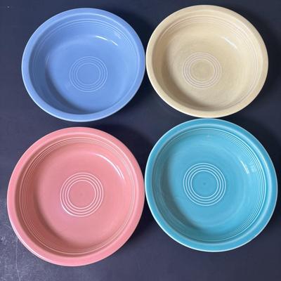 LOT 106: Collection Blue Yellow Pink Green Orange of Fiesta Ware: 22pcs
