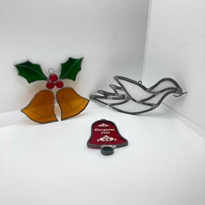 LOT 111: Christmas / Holiday Themed Stained Glass / Sun Catchers
