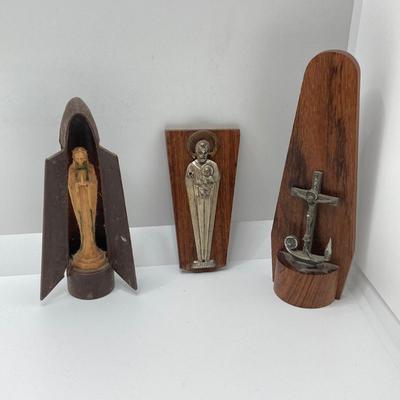 LOT 119: Large Religious Collection - Sterling and More