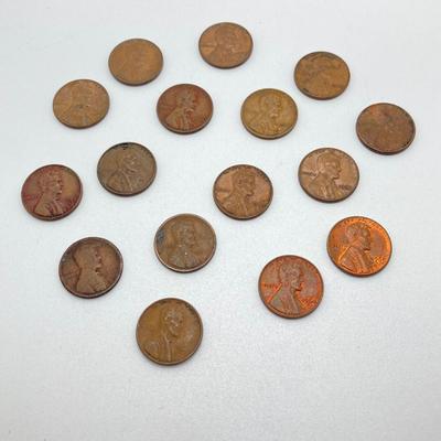 LOT 121: Vintage Coin / Currency Collection - Pair of 1909 One Cent / Pennies (VDB Included), Wheat Pennies and More