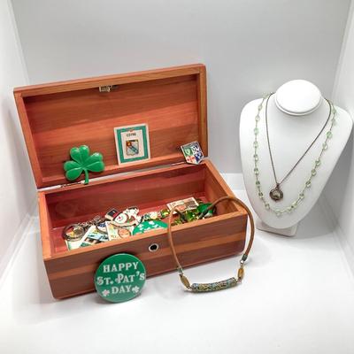 LOT 125: Vintage Wooden Box with Irish Themed Jewelry, Pins, Souvenirs, Memorabilia and More