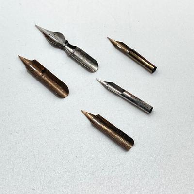 LOT 126: Stunning Glass Ink Dip Pen, Pelikan 4001 Ink, Bombay Ink, Nibs in Wood Storage Box