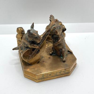 LOT 131: Vintage Collection - Dog Brass Book Ends, Pipe Holder, Playboy Ashtray and Necklace, Robeson Pocket Knife, Sheffield Crumb Tray...
