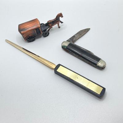 LOT 131: Vintage Collection - Dog Brass Book Ends, Pipe Holder, Playboy Ashtray and Necklace, Robeson Pocket Knife, Sheffield Crumb Tray...
