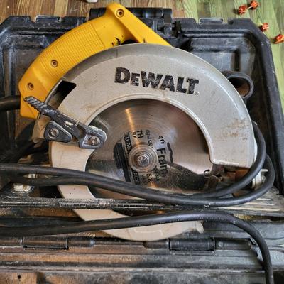 LOT 137: DeWalt DW362 Corded Circular Saw with Storage Case