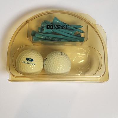 LOT 140: Set of Dunlop Golf Clubs in Golf Bag with Multiple Golf Balls, Tees and More