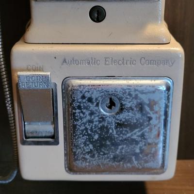 LOT 145: Vintage Automatic Electric Company Rotary Pay Phone