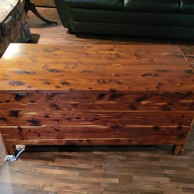 LOT 146: Vintage Federal Equipment Co. Red Cedar Wooden Storage Chest